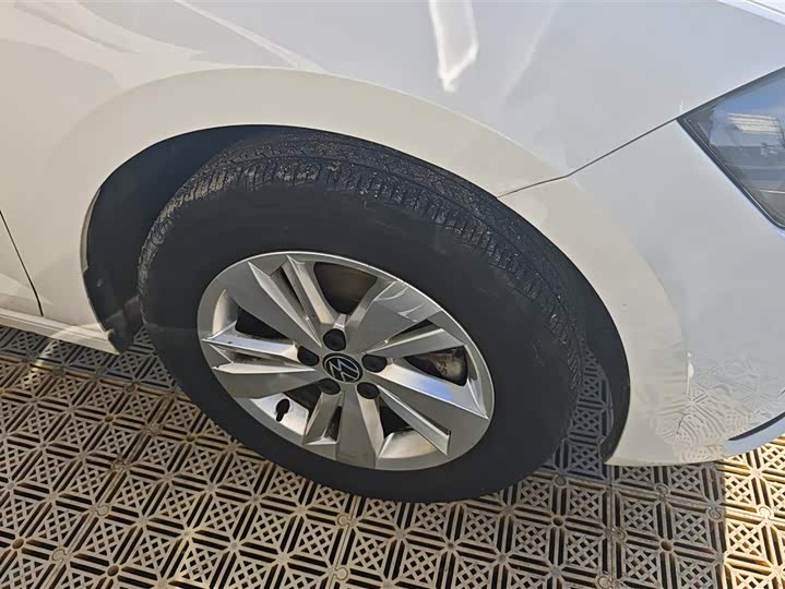 Фото 6 - Volkswagen Polo