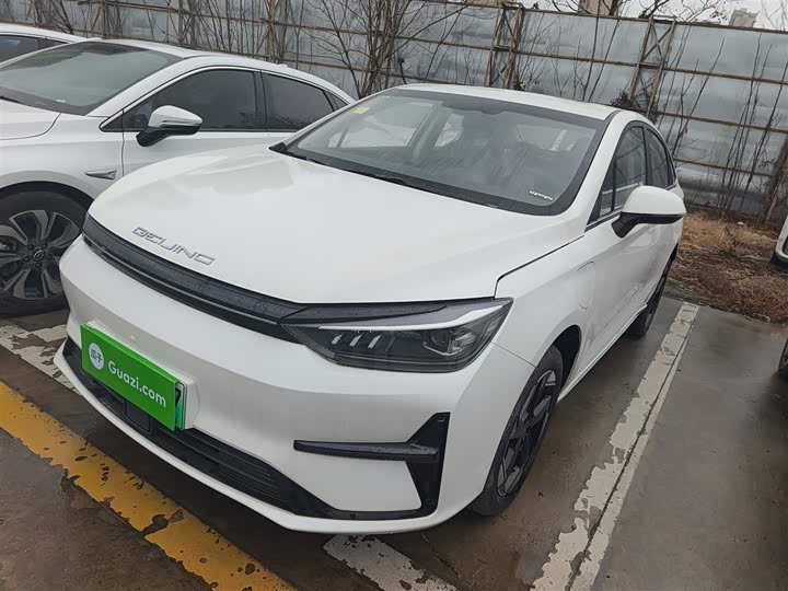 Фото 1 - Beijing EU5 Plus