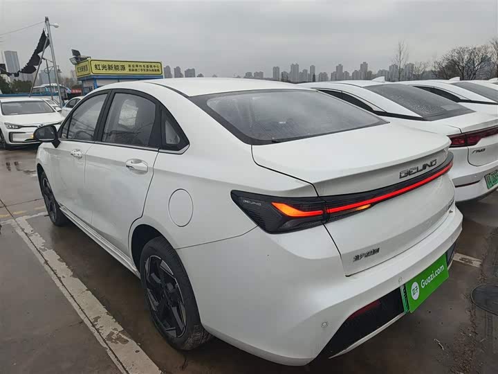 Фото 5 - Beijing EU5 Plus