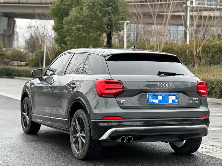 Фото 4 - Audi Q2L