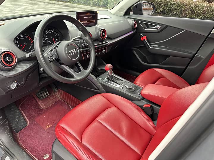 Фото 9 - Audi Q2L