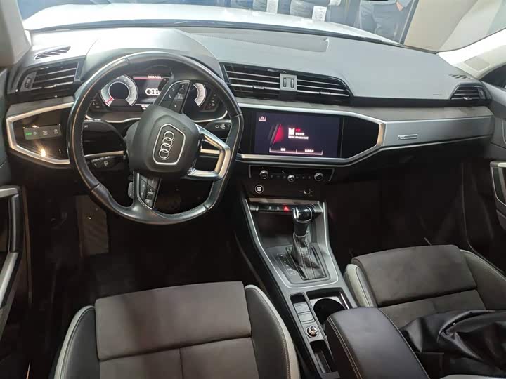 Фото 3 - Audi Q3