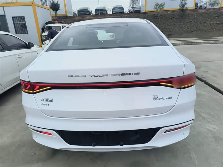 Фото 6 - BYD Qin Plus