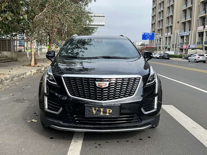 Фото 2 - Cadillac XT5