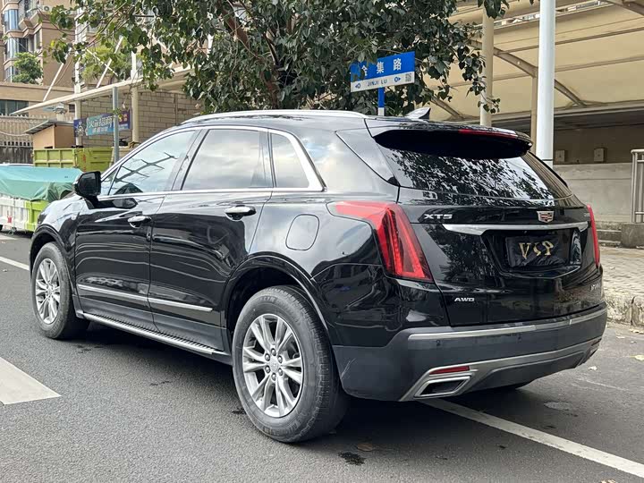 Фото 7 - Cadillac XT5
