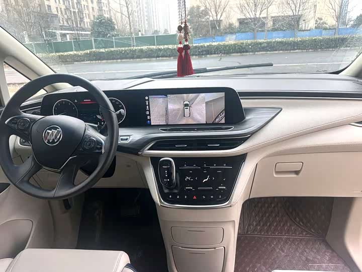 Фото 4 - Buick GL8 ES