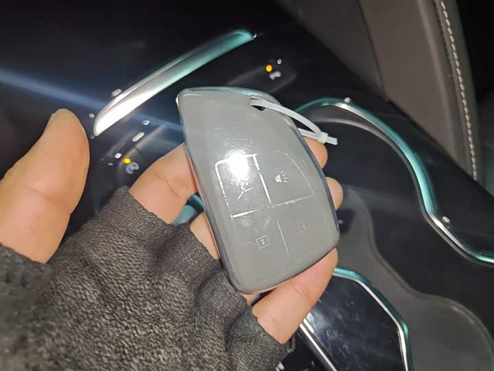 Фото 9 - Buick Envision Plus