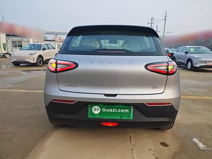 Фото 6 - Geely Galaxy Geome