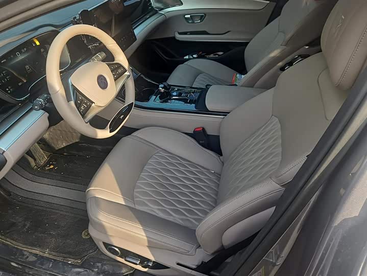 Фото 9 - BYD Han