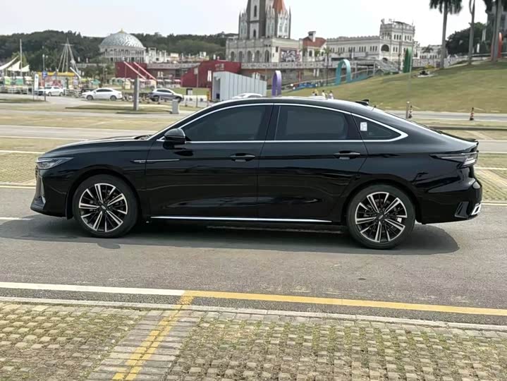 Фото 7 - Chery Arrizo 8