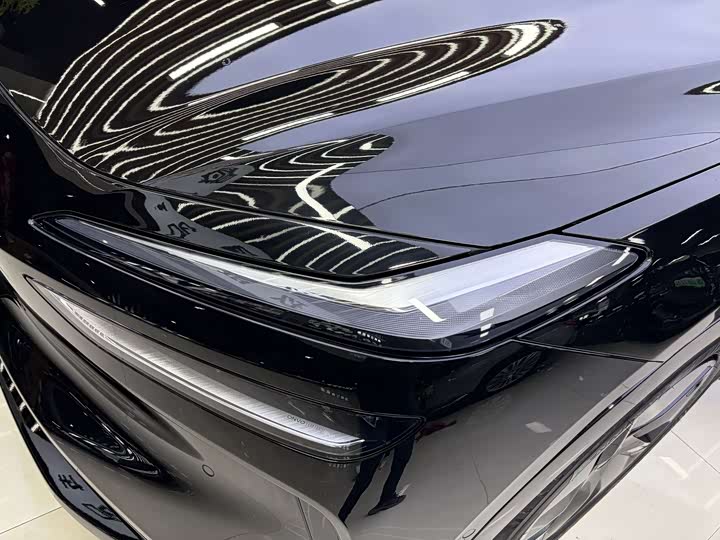 Фото 4 - Nio Onvo L60