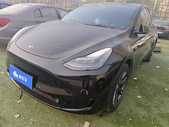 Фото 1 - Tesla Model Y