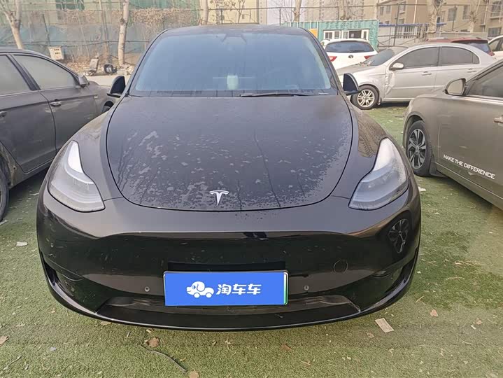 Фото 2 - Tesla Model Y