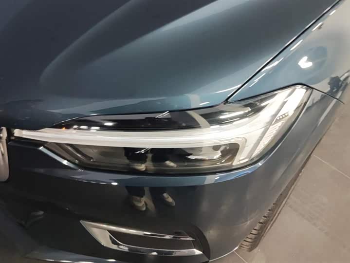 Фото 5 - Volvo XC60