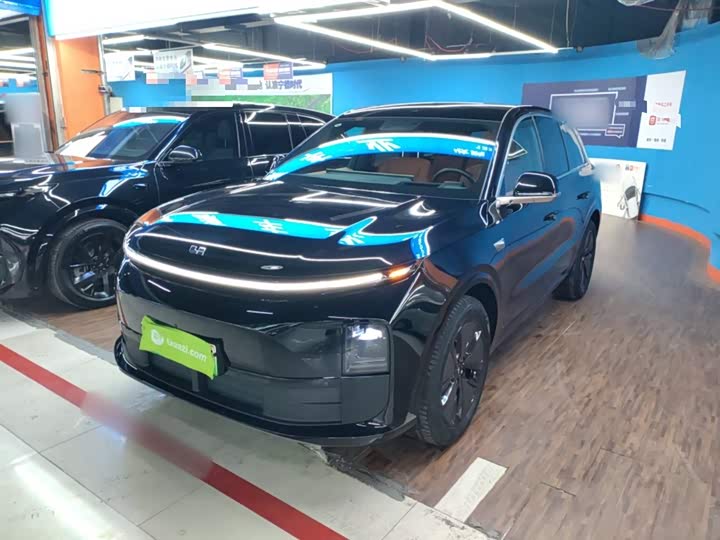 Фото 1 - LiXiang L6