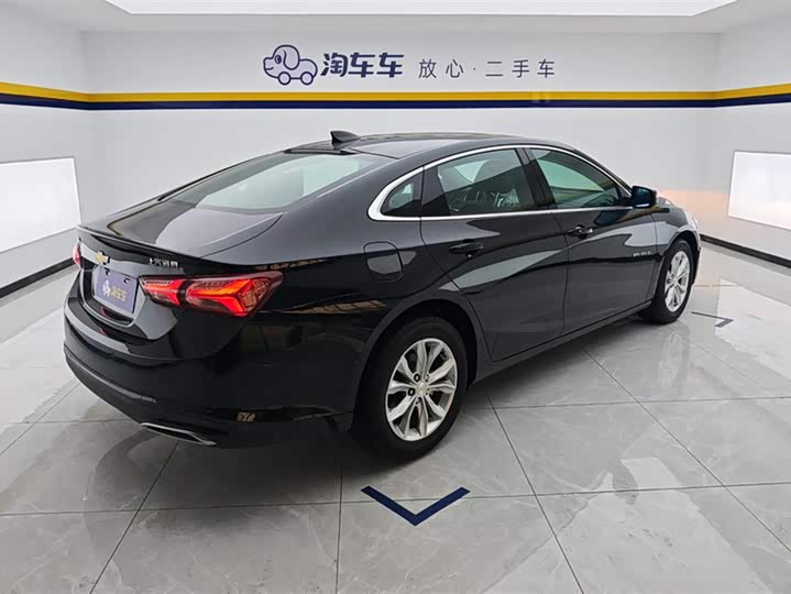 Фото 3 - Chevrolet Malibu XL