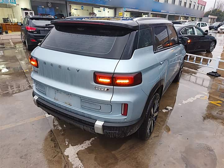 Фото 7 - Geely Icon