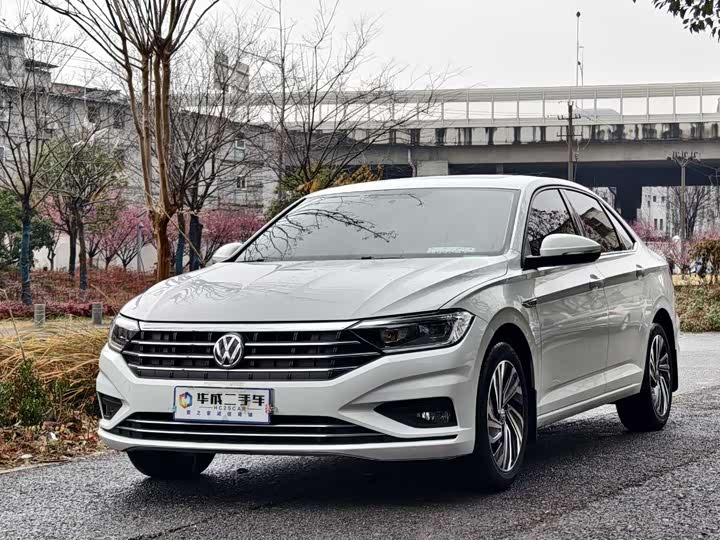 Фото 3 - Volkswagen Sagitar L