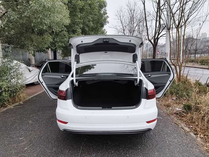 Фото 7 - Volkswagen Sagitar L