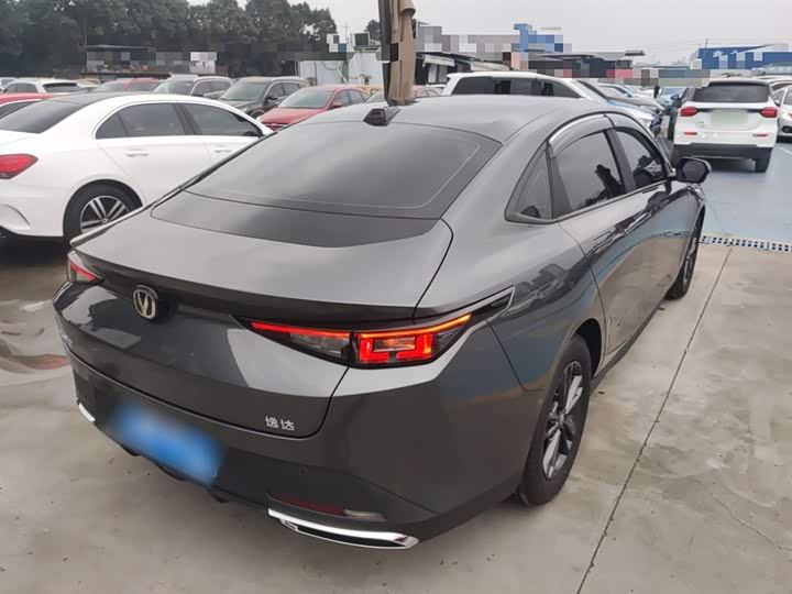 Фото 7 - Changan Yida