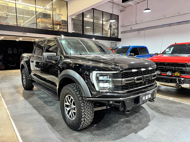 Фото 3 - Ford F-150 Raptor