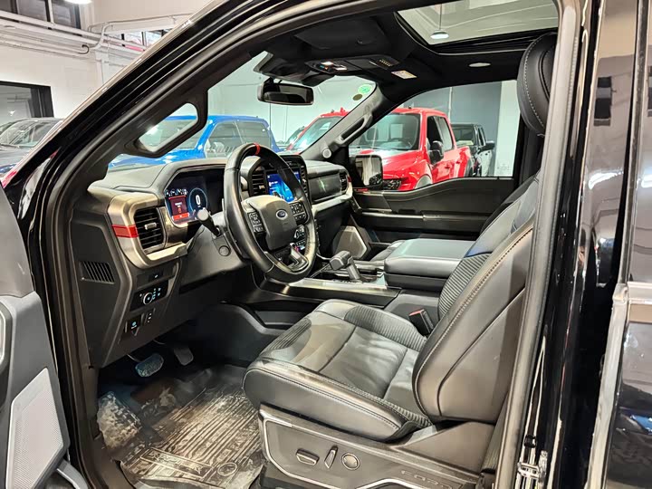 Фото 7 - Ford F-150 Raptor