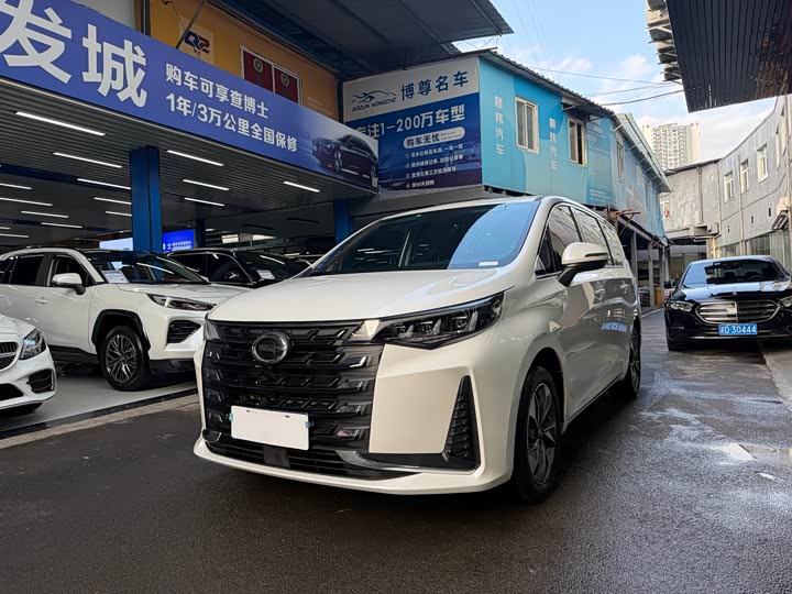 Фото 1 - GAC Trumpchi M6