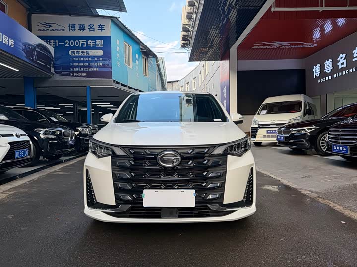 Фото 2 - GAC Trumpchi M6