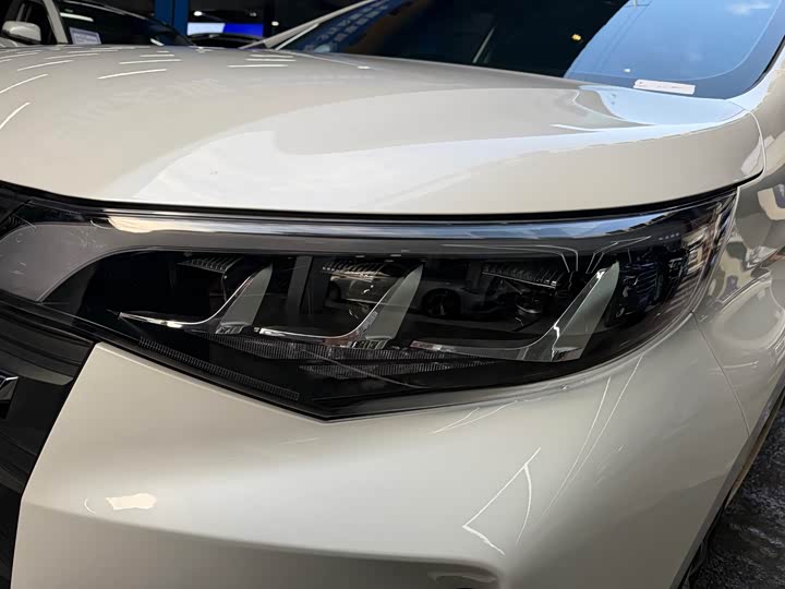 Фото 4 - GAC Trumpchi M6