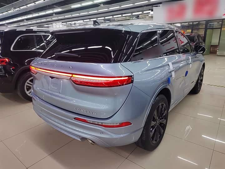 Фото 7 - Lincoln Corsair