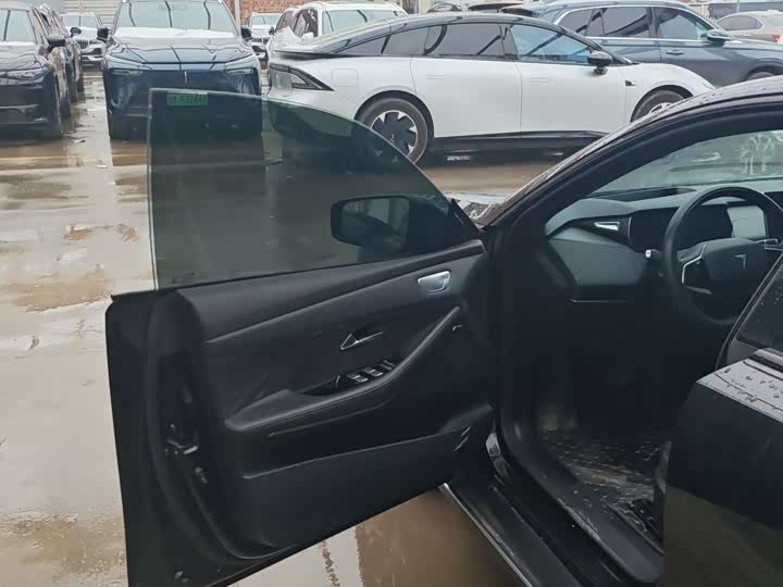 Фото 8 - Changan Deepal SL03