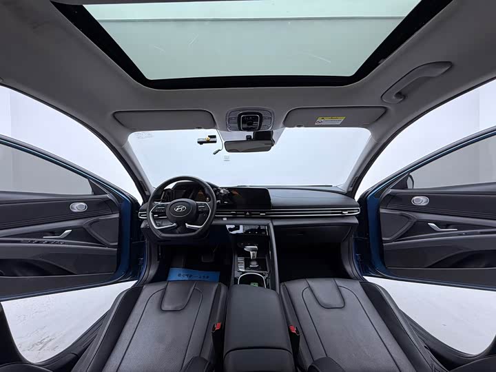 Фото 5 - Hyundai Elantra N line