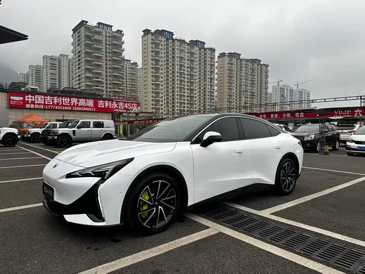 Фото 3 - BAIC Arcfox Alpha S5