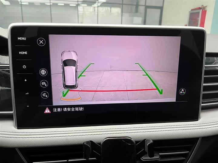 Фото 7 - Volkswagen Tiguan L Pro