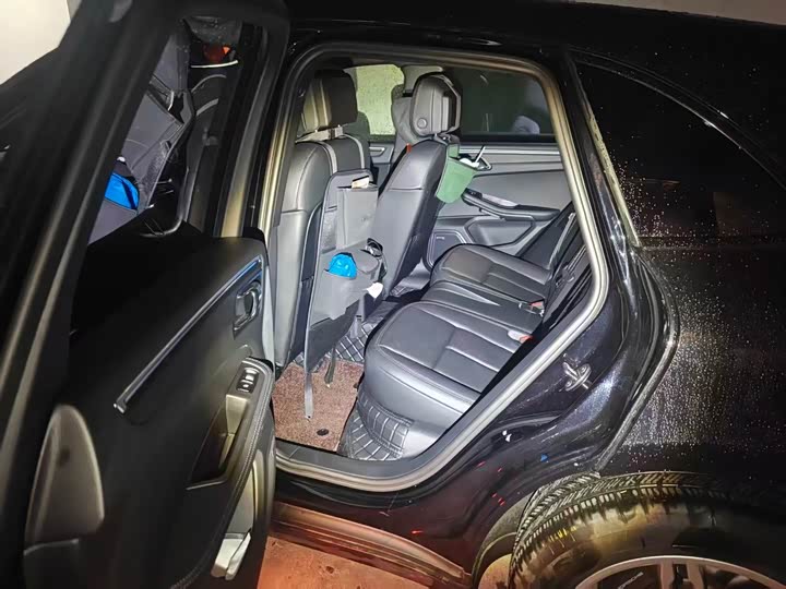 Фото 3 - Porsche Macan