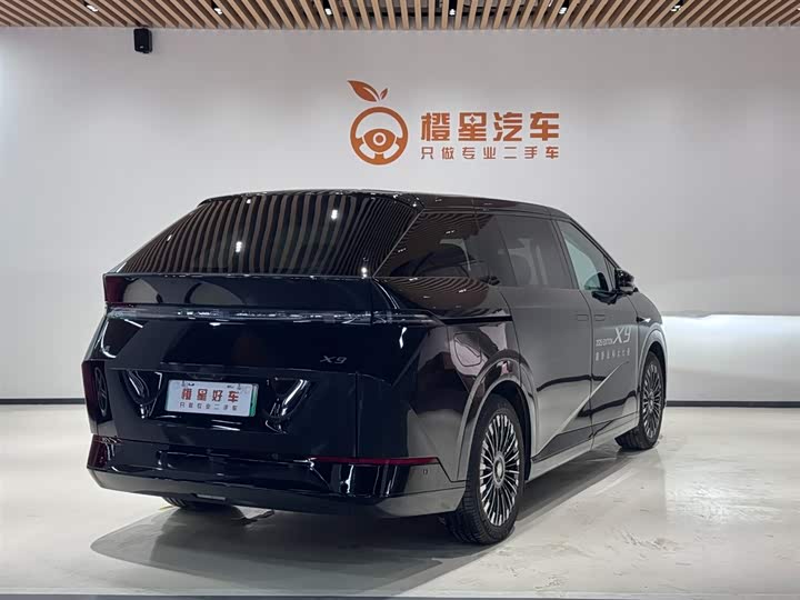 Фото 4 - XPeng X9