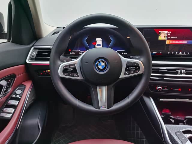 Фото 8 - BMW i3