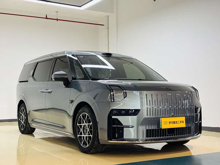 Фото 3 - Zeekr 009