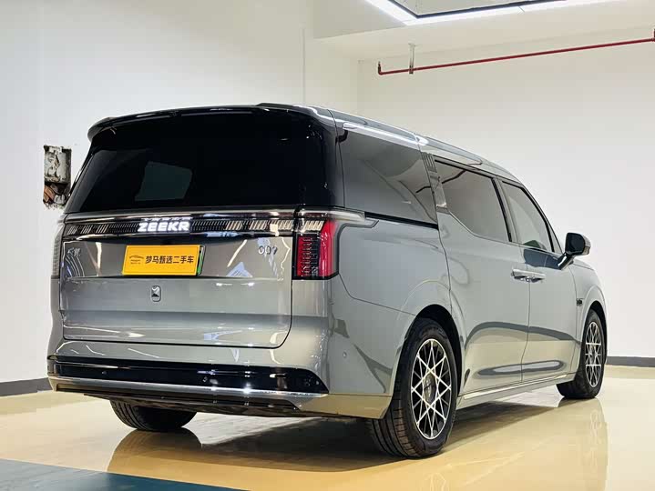 Фото 9 - Zeekr 009