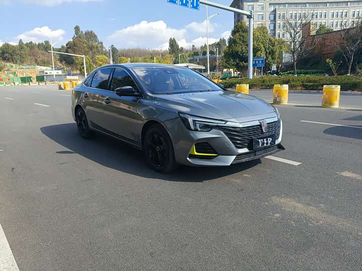 Фото 3 - Roewe i6 Max