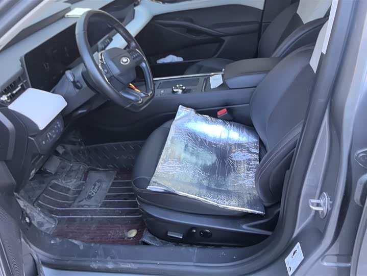 Фото 9 - Ford Mondeo