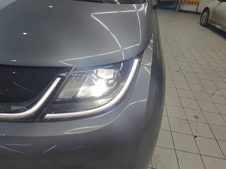 Фото 5 - BYD Dolphin