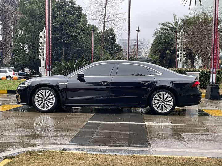 Фото 6 - Audi A7L