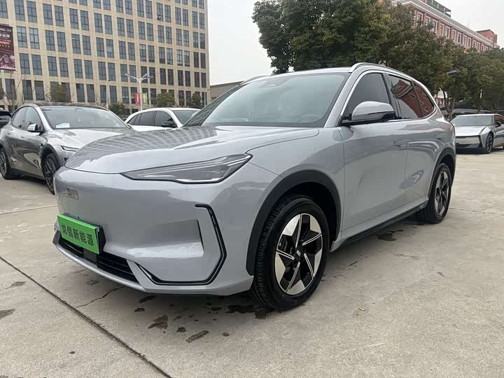 Фото 1 - Geely Galaxy E5