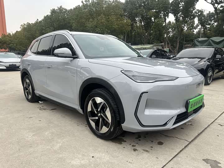 Фото 3 - Geely Galaxy E5