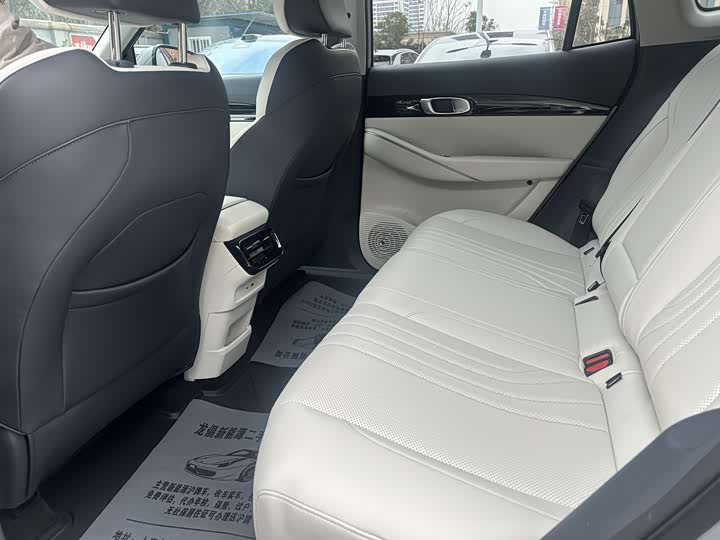 Фото 6 - Geely Galaxy E5