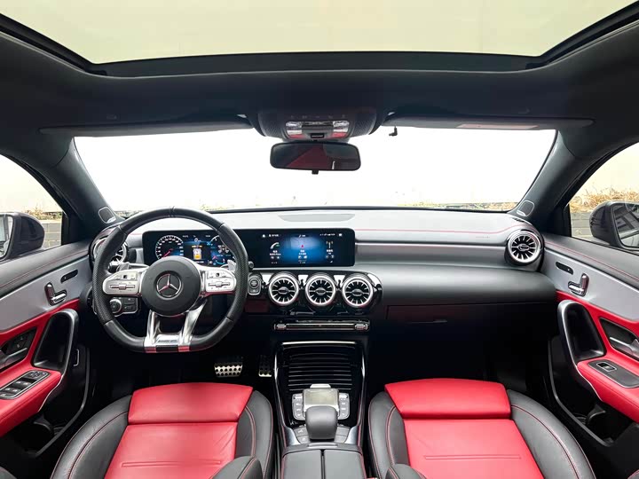 Фото 4 - Mercedes-Benz A-Class AMG