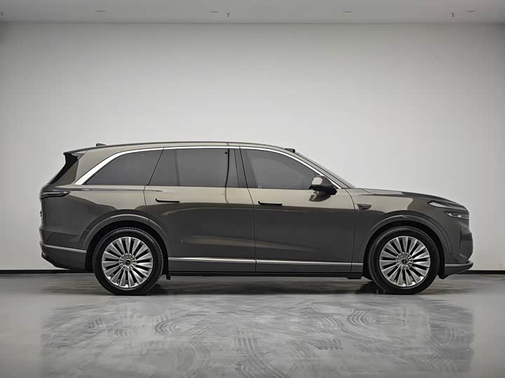 Фото 4 - Nio Onvo L90