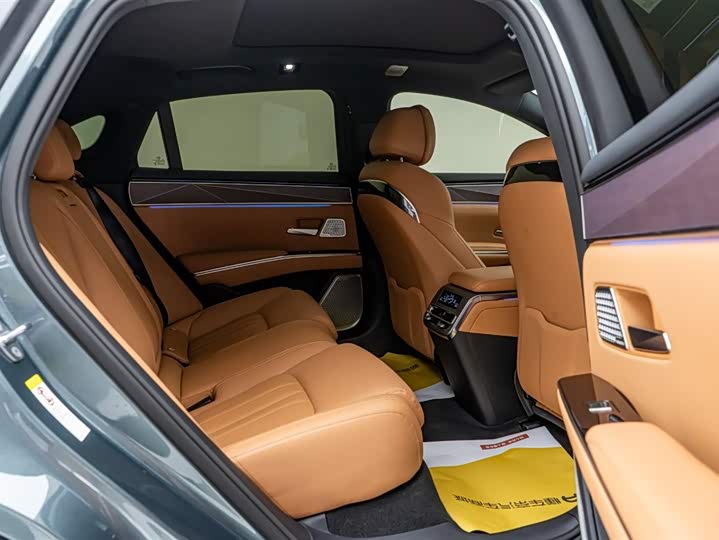 Фото 9 - BYD Han L