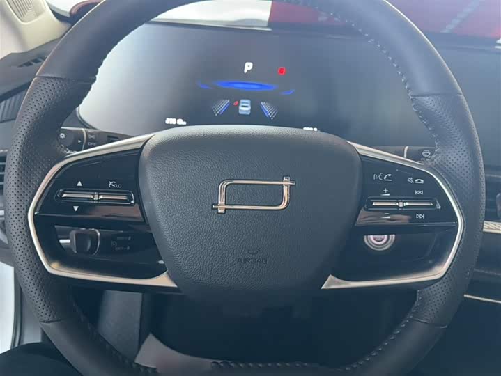 Фото 3 - Bestune B70